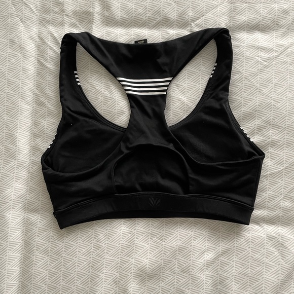 Forever21 Black/ White Stripe Sports Bra - Picture 2 of 5